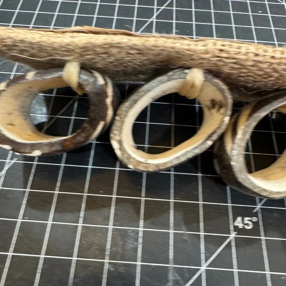 Recycle‎ Zanzibar Hand Carved Bone Napkin Rings Set of 6 Black White Geometric